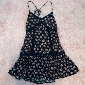 American Eagle flower tie back dress
